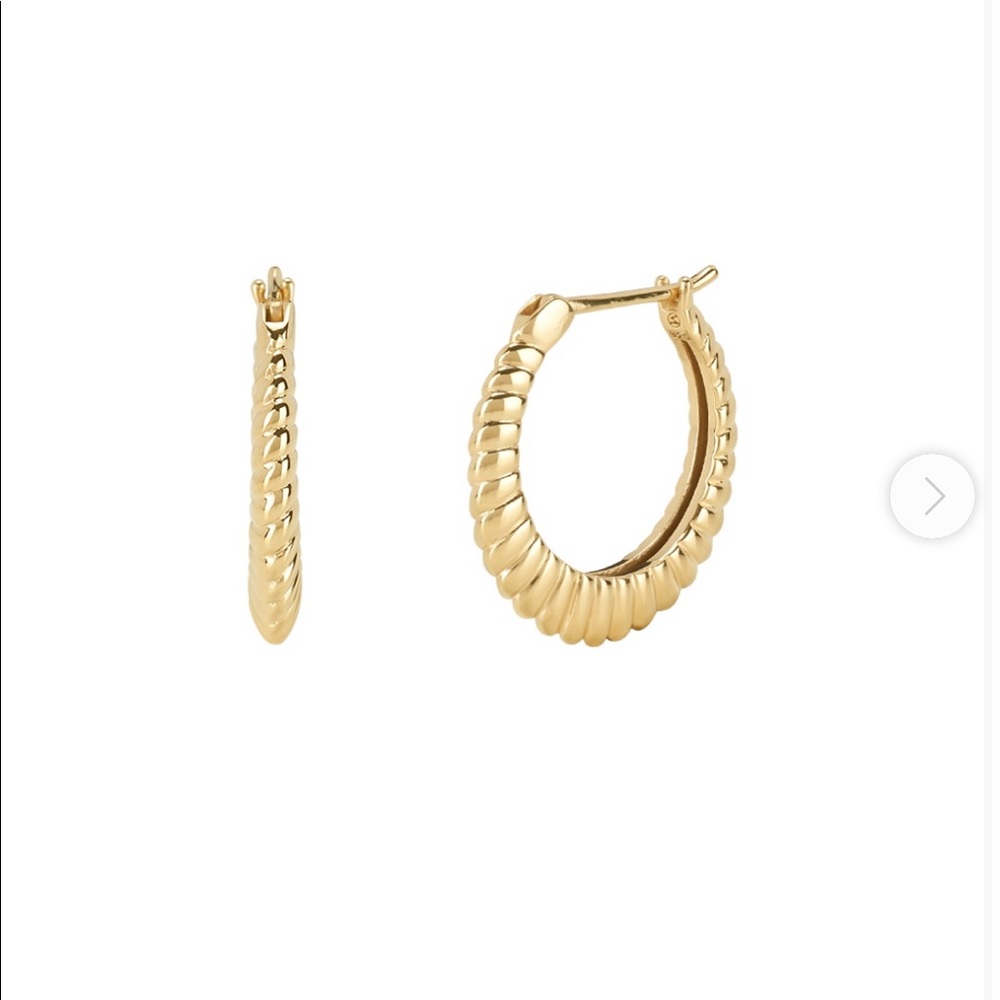 ISO Mejuri twist midi hoops